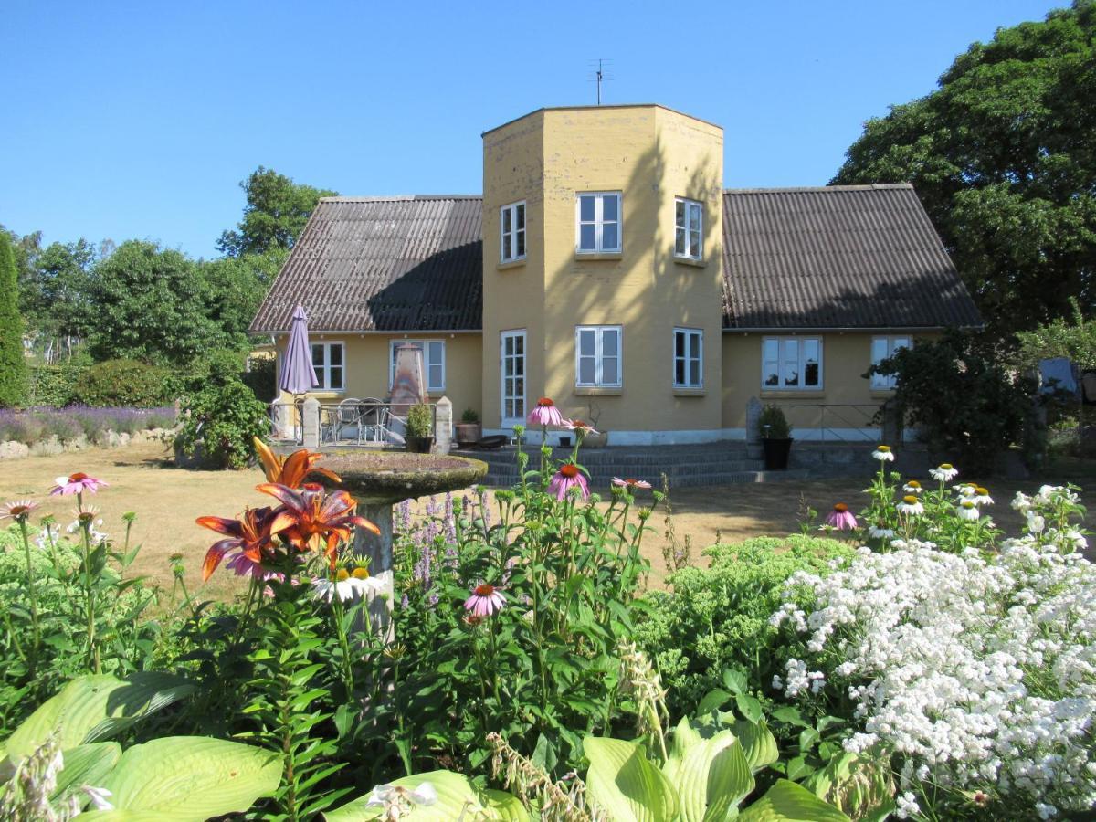 Hotel Okker Gokker Garden Allingåbro Exterior foto